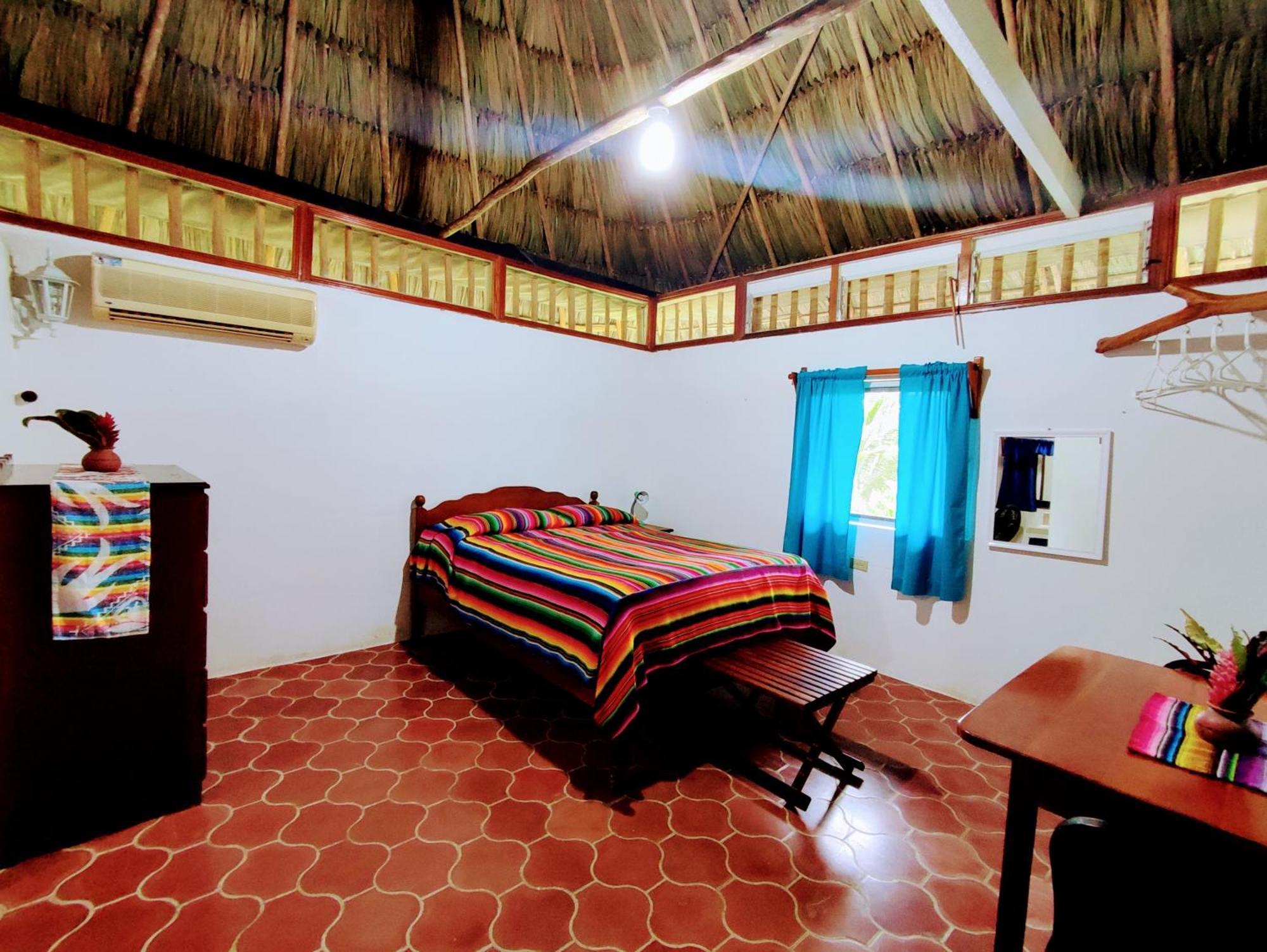 Maya Mountain Lodge San Ignacio Bagian luar foto